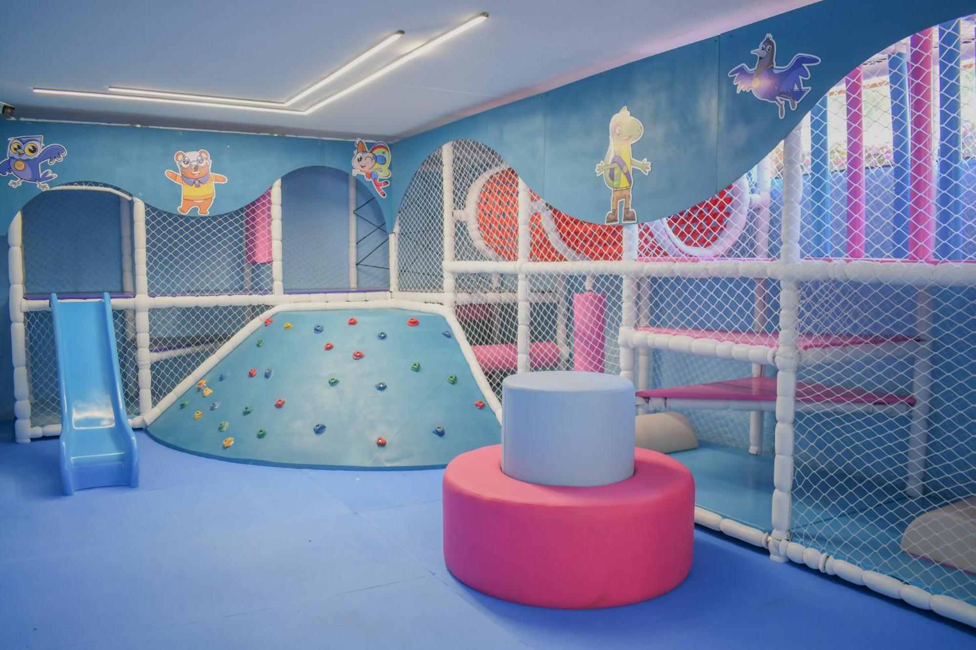 Costao Do Santinho Resort All Inclusive Florianopolis Exterior photo The children's club